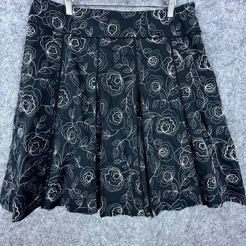 Vintage Nine West Skirt Womens 14 Black White‎ Floral Party Office Chic Pleated